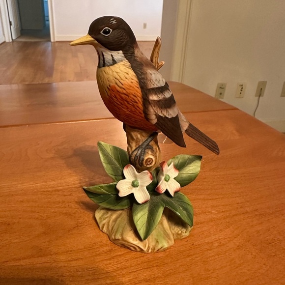 Andrea By Sadek Other - Robin Bird Figurine by Andrea